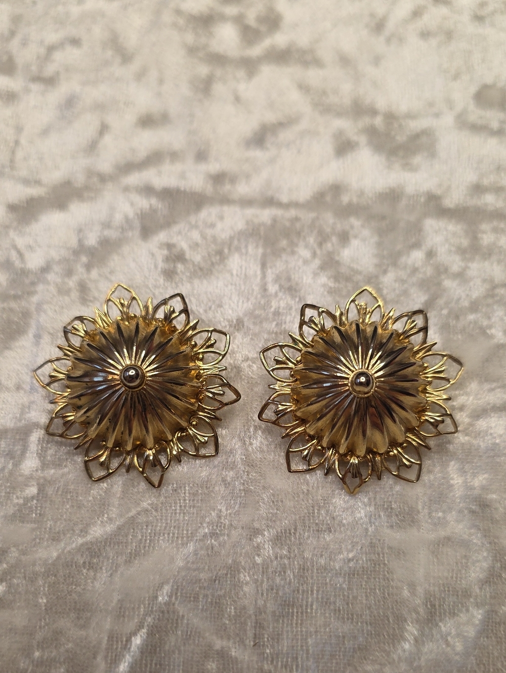 Retro Coro Floral Grannycore Statement Clip On Earrings